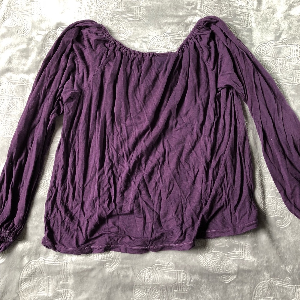 Off the shoulder long sleeve